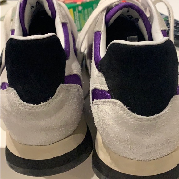 off white shoes - Picture 2 of 5